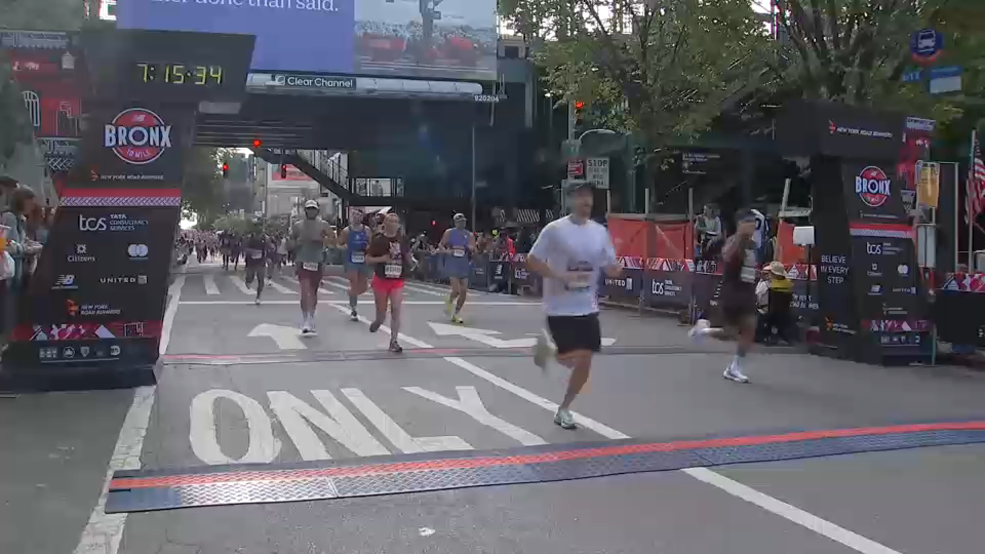 13,000 runners hit the streets for 2026 New Balance Bronx 10 Mile