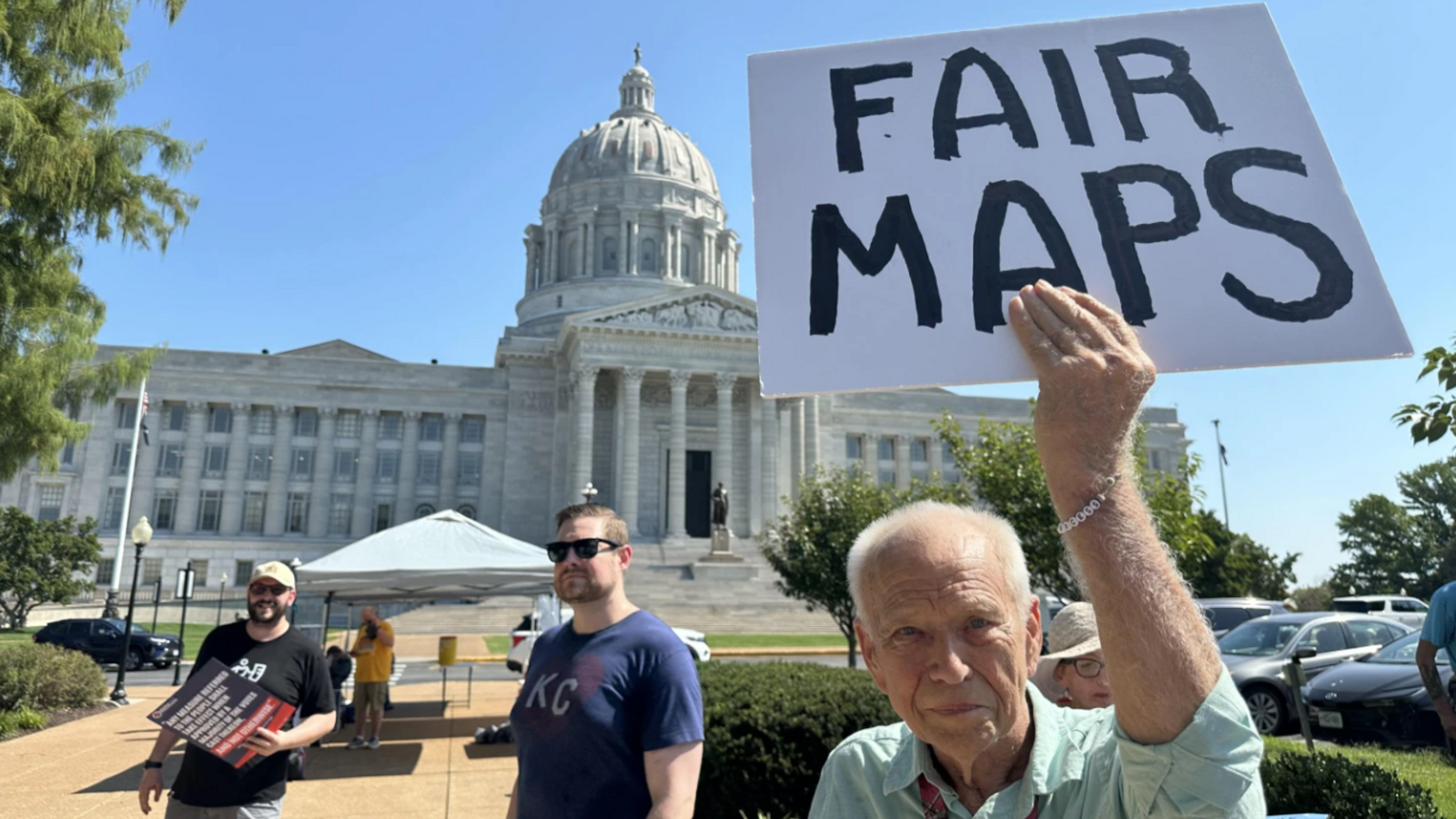 Redistricting arms race reshaped House districts for 1 in 10 Americans
      