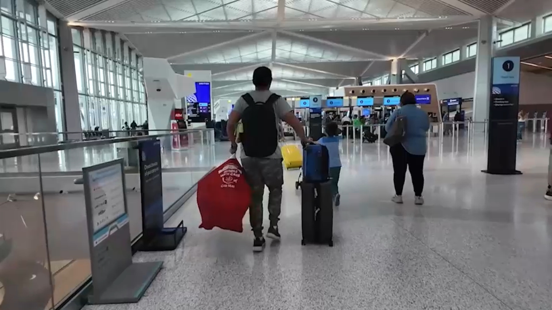 Flights rebooked after Newark Airport equipment outage