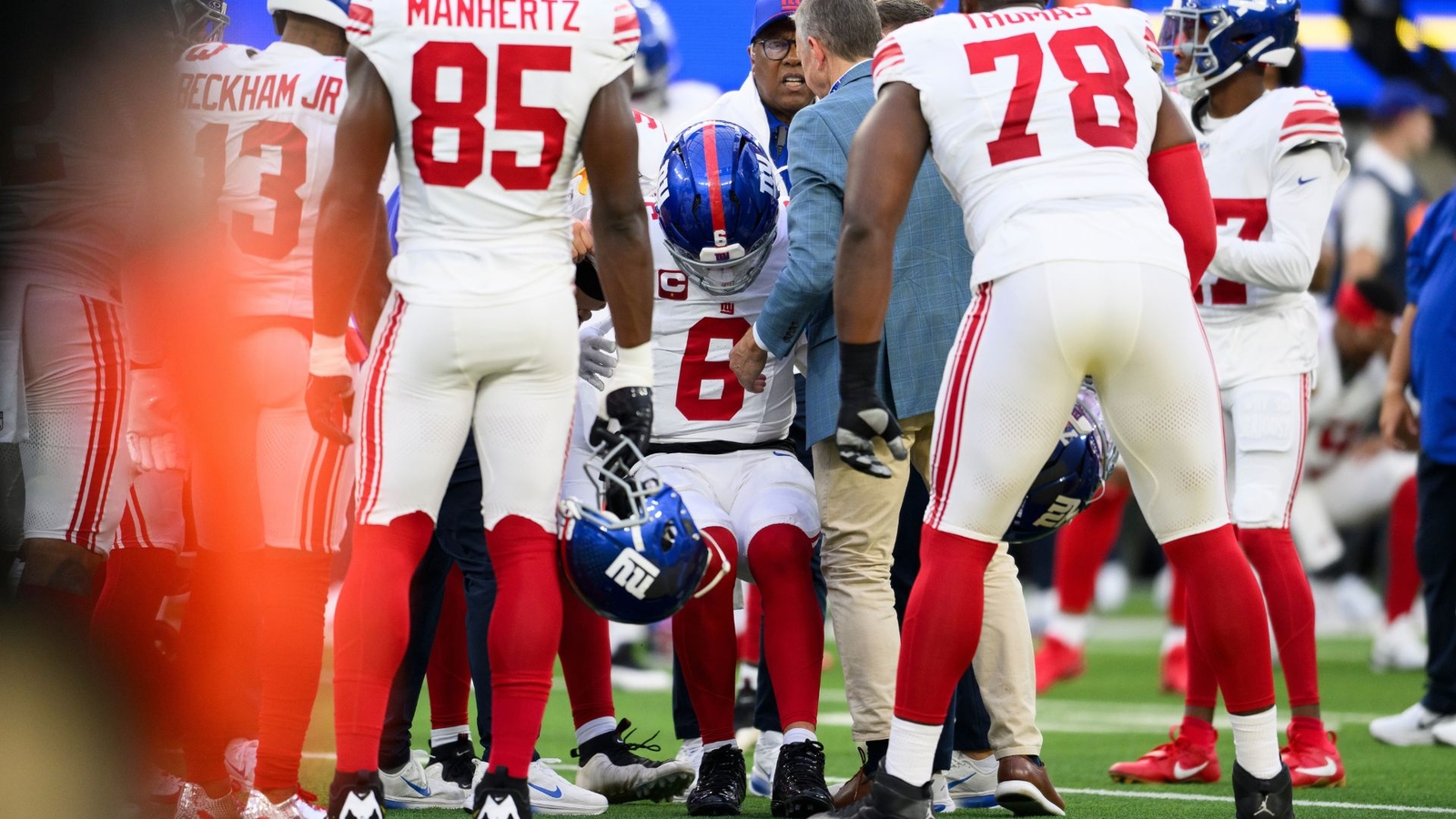 Giants QB Jaxson Dart to have season-ending knee surgery, sources say