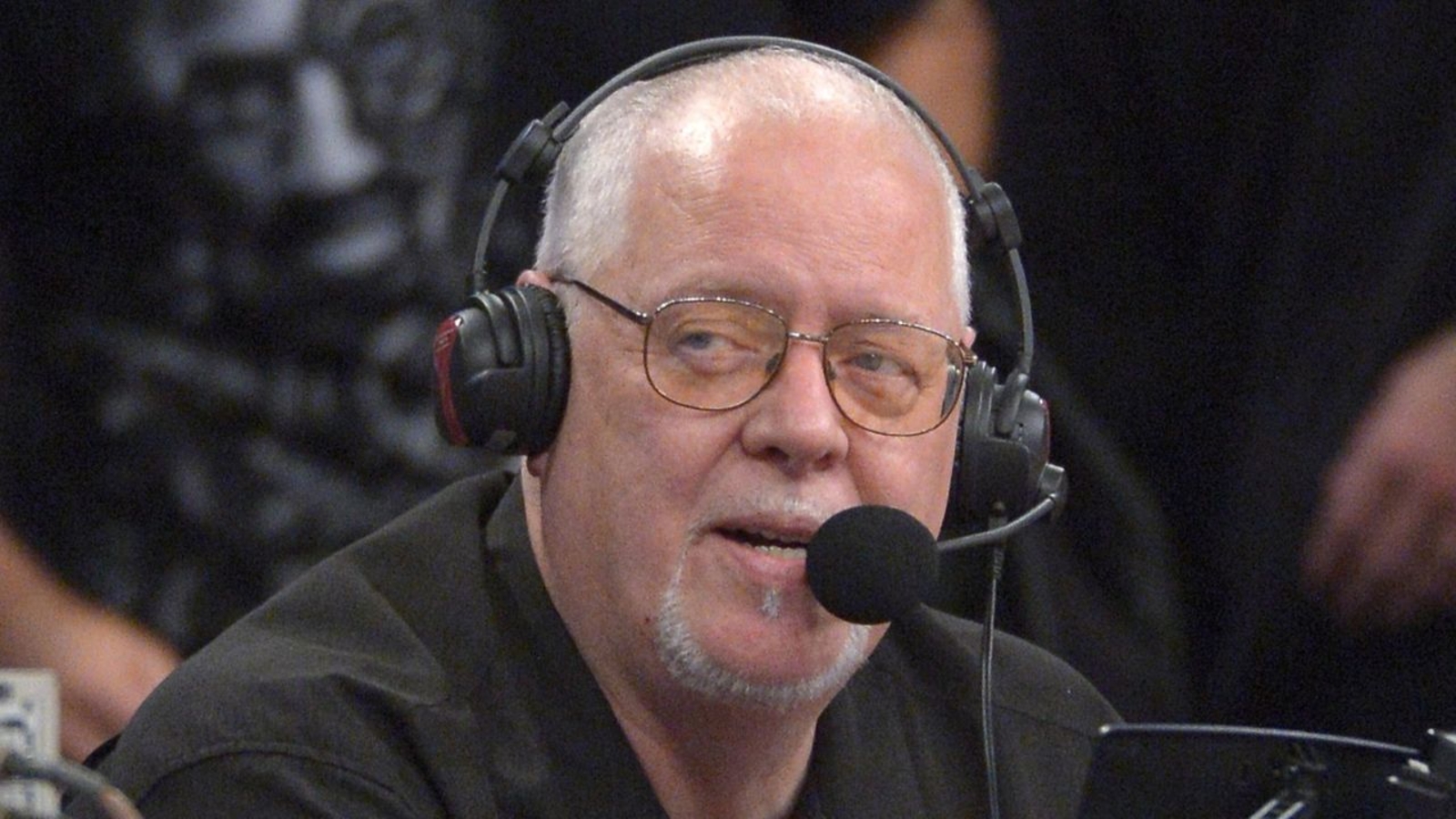Longtime Lakers public address announcer Lawrence Tanter dies at 76