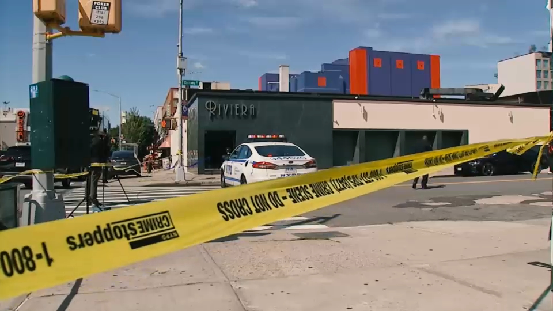 Man shot during attempted robbery outside Queens club dies