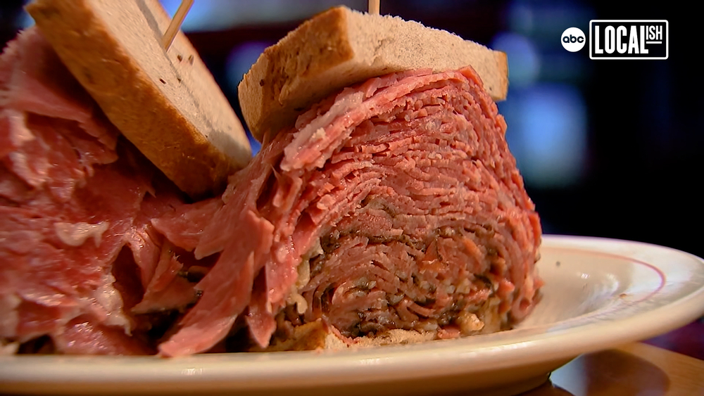You can go home again: Carnegie Deli reopens 10 years after closing