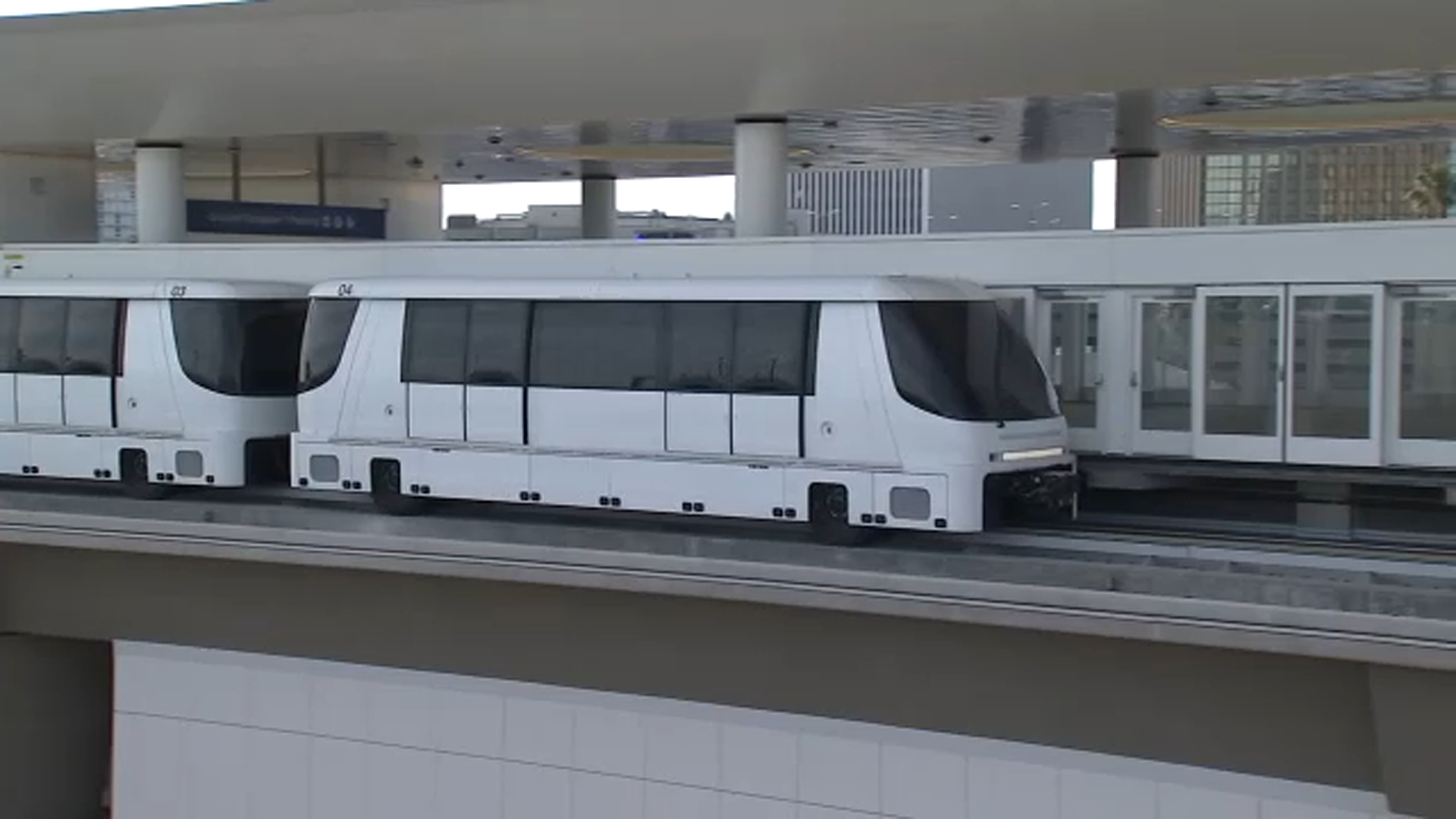 Delays of LAX People Mover takes center stage in LA mayor's race