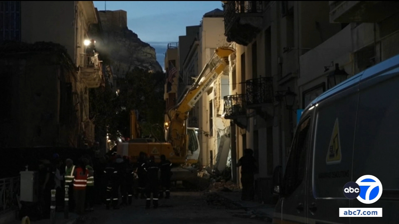 Bodies of 6 people recovered from collapsed building in Athens