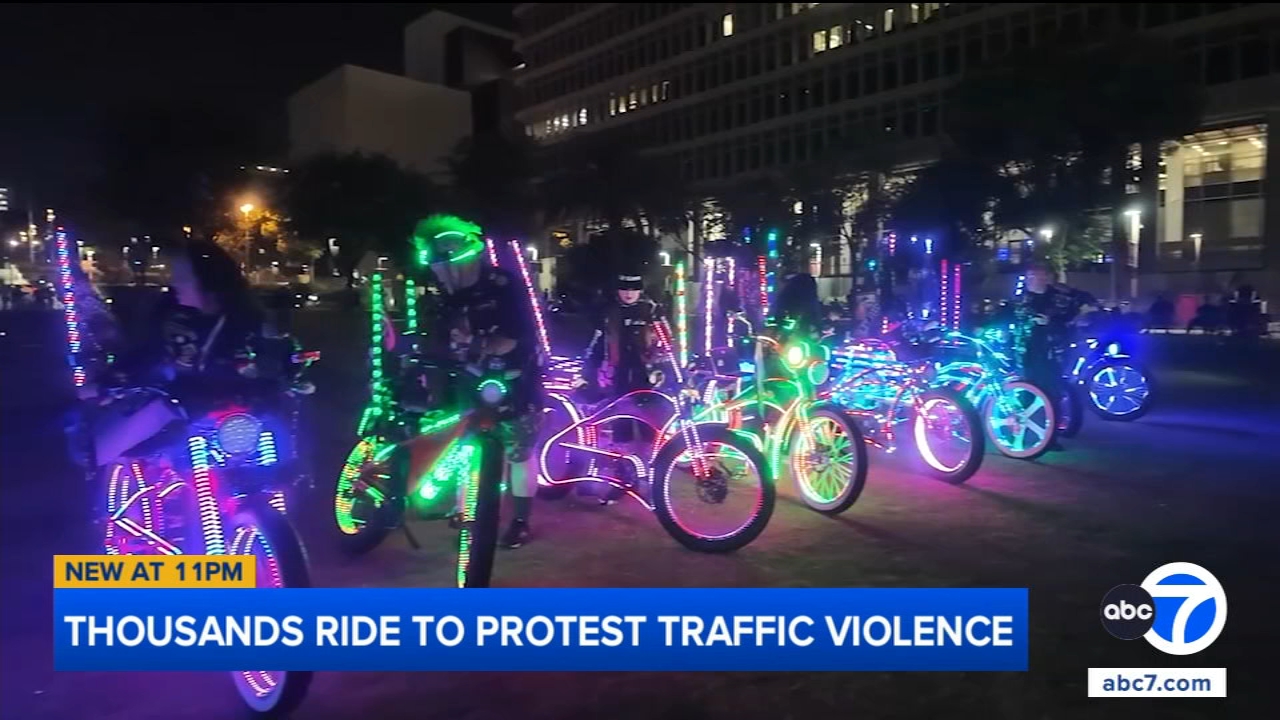 More than 1,000 cyclists ride from Koreatown to downtown LA in protest against traffic violence