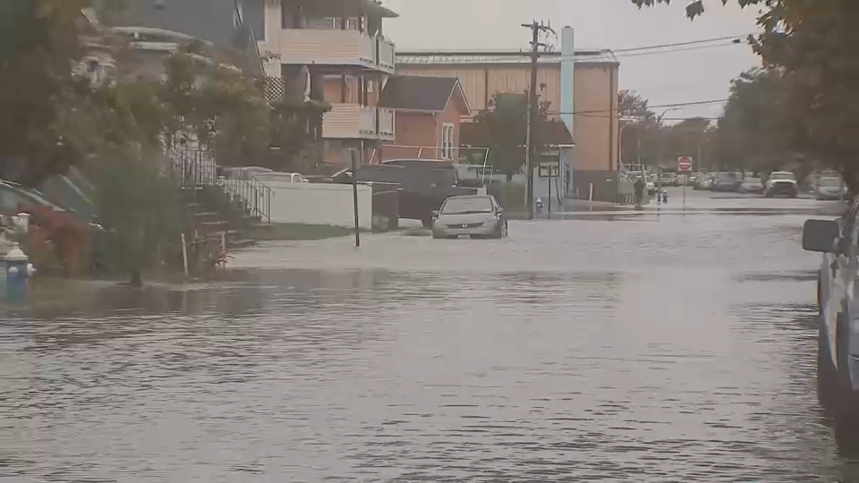 High tide raises flooding concerns along Long Island's South Shore