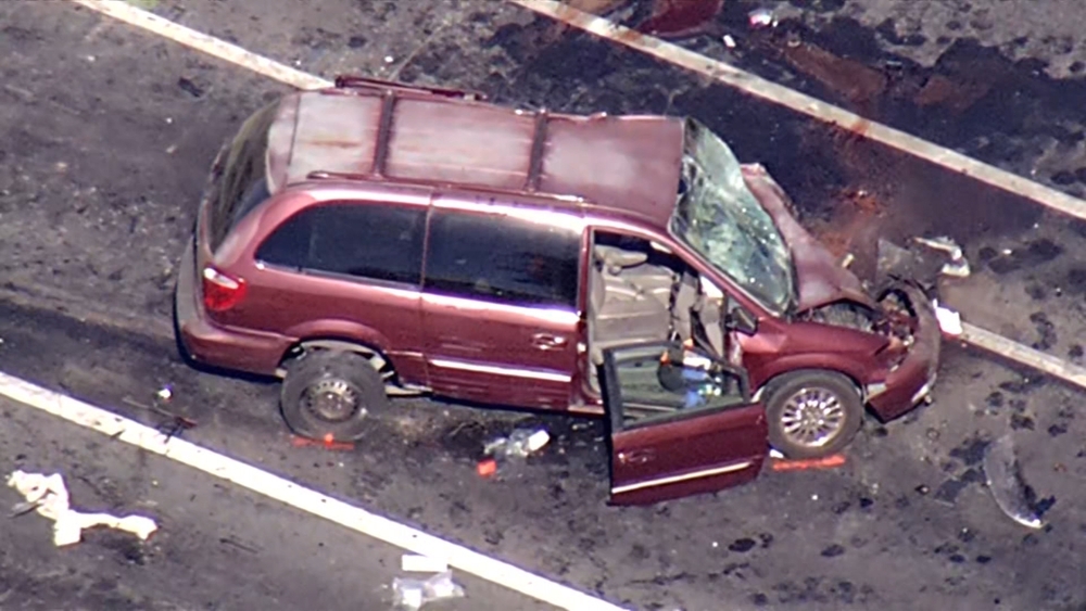 5 hurt, 2 critically, in East Palo Alto multi-vehicle crash: Sheriff