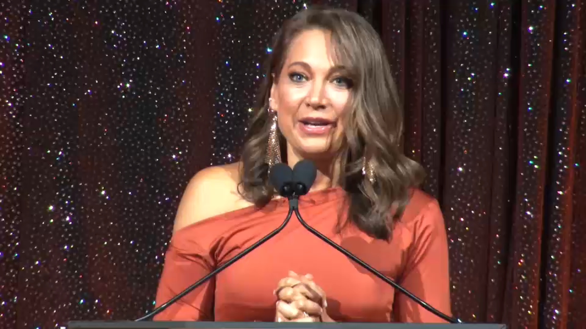 ABC News' Ginger Zee emcees for Campaign to End MS Gala in New York