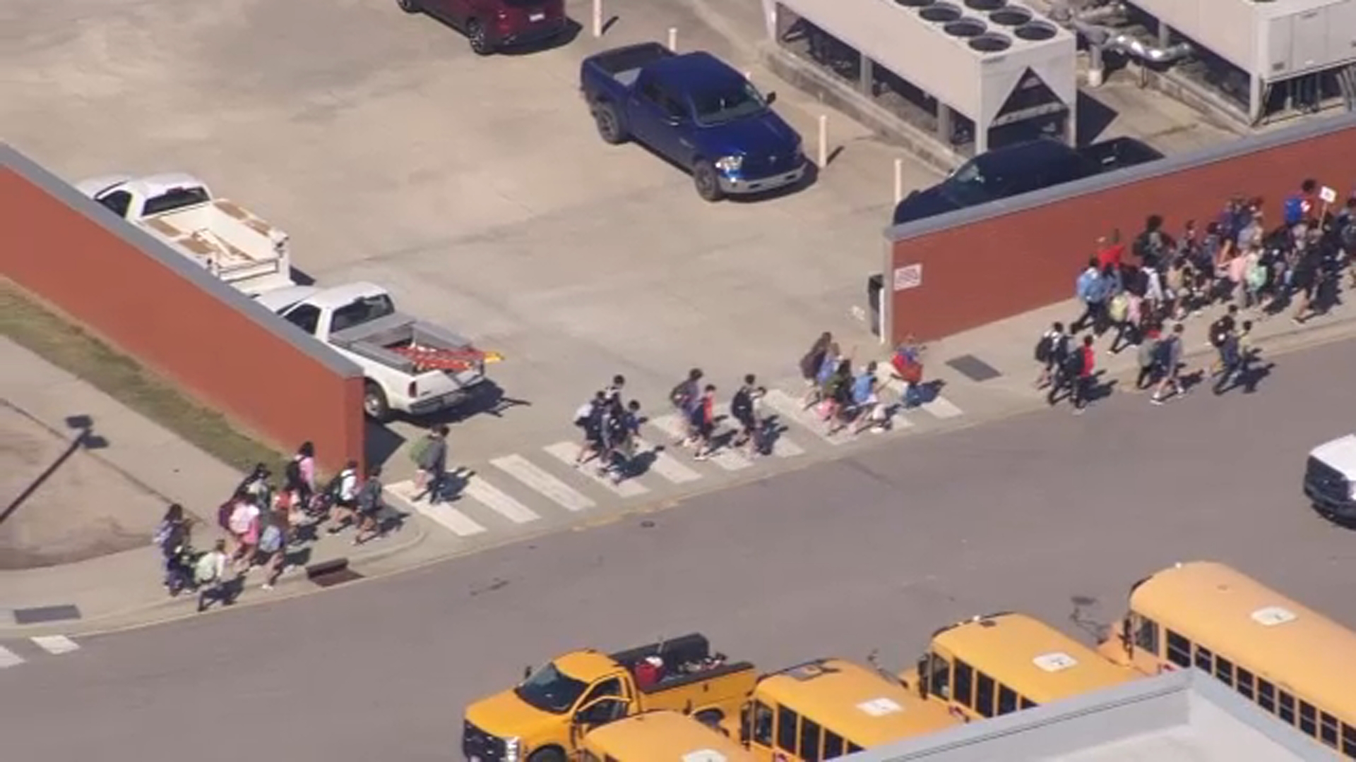 Apex Friendship Middle School dismisses early after school evacuated from odor in classrooms