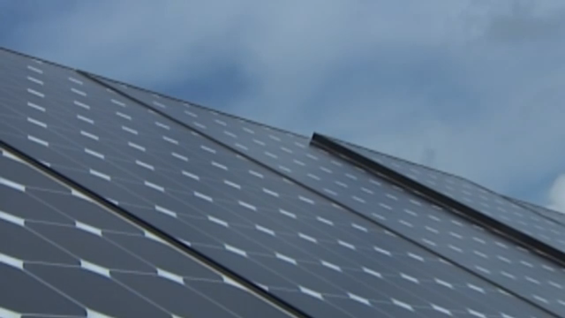 Harris County rolls out $88 million solar panel program to help lower 10,000 residents' bills