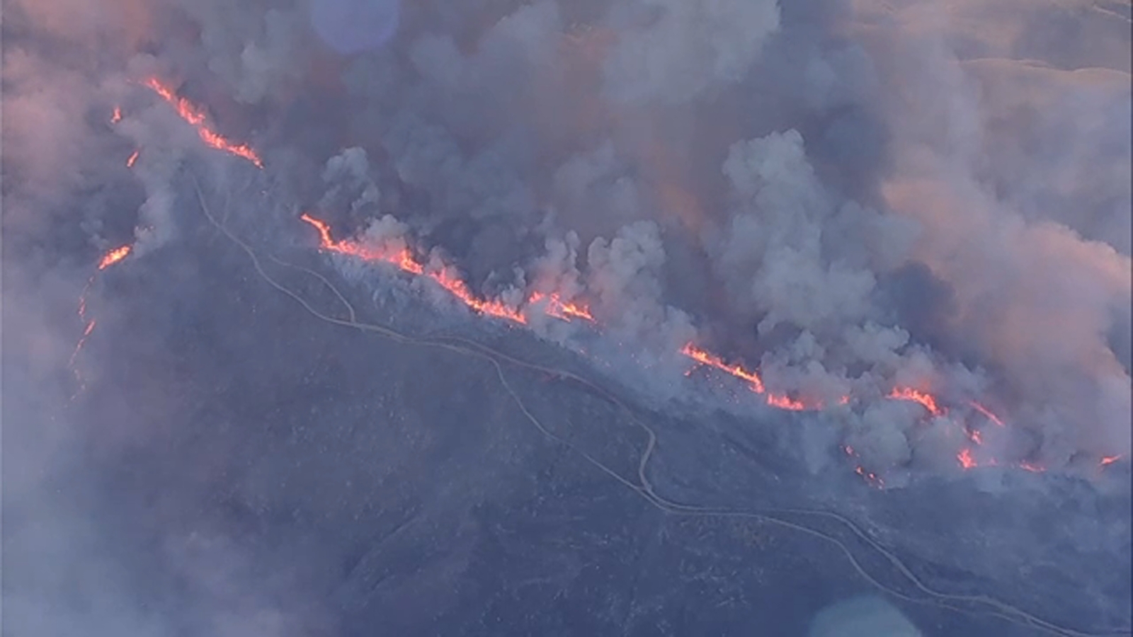 Bouquet Fire updates: Fast-growing wildfire triggers evacuation orders, warnings in Angeles National Forest near Santa Clarita