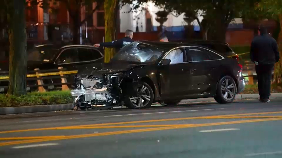 Woman identified in car crash with 2 trucks that left 1 dead, 4