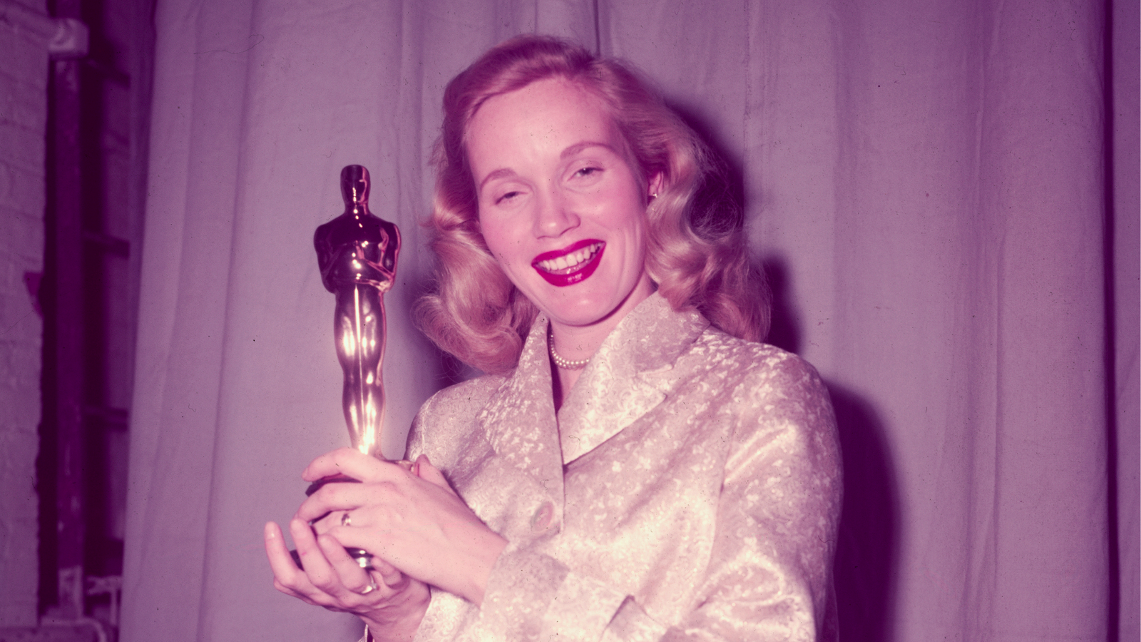 Eva Marie Saint, star of 'North by Northwest' and 'On the Waterfront,' dies at 102