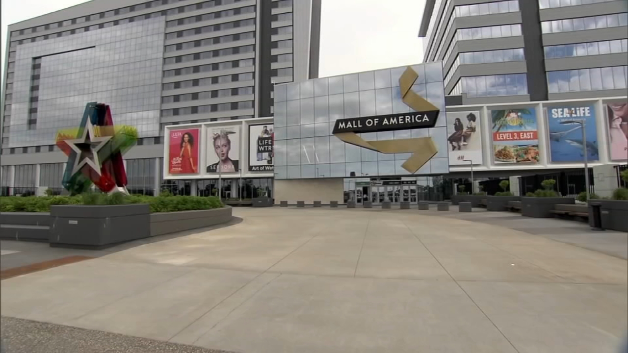 FBI says it thwarted an attack on the Mall of America by a teen it supplied with an assault rifle
