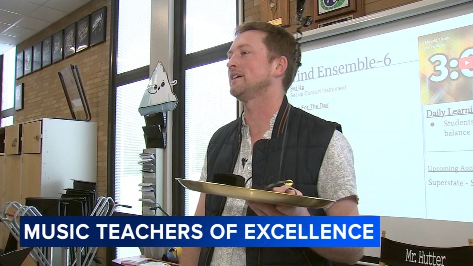 Maine South High School band director to be honored by Country Music Awards Foundation
      