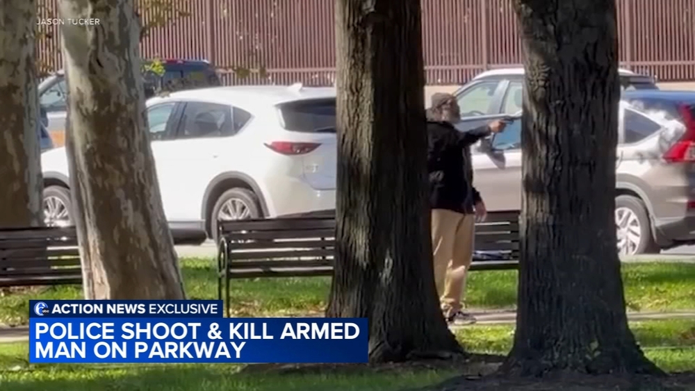 Man shot, killed by police after confrontation along Ben Franklin Parkway in Center City