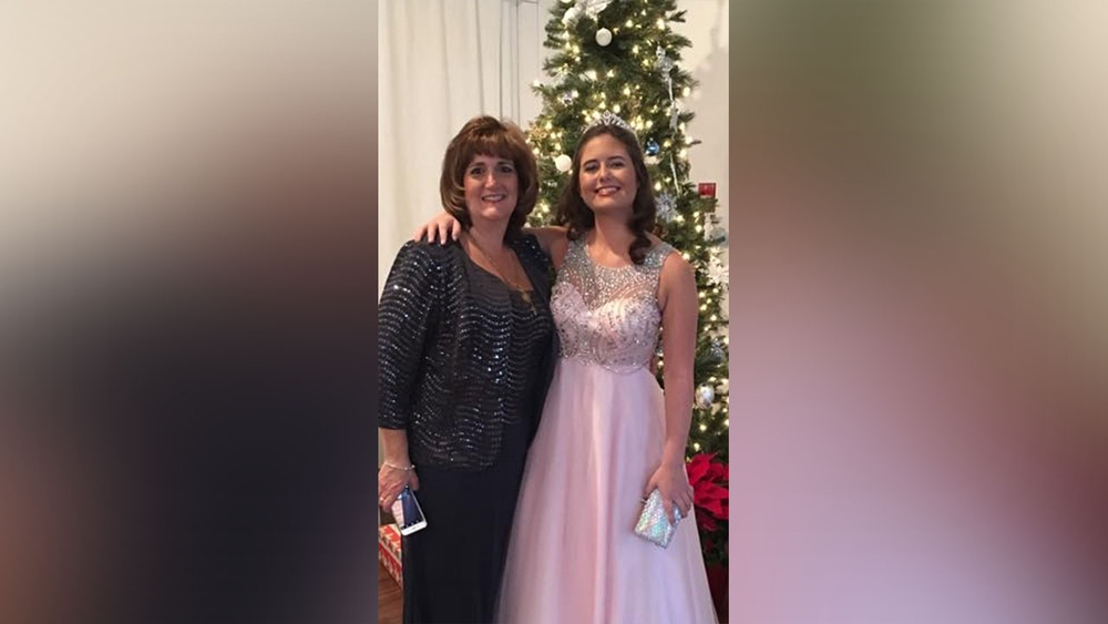 Mother killed, daughter injured after struck by out-of-control car in Lindenhurst