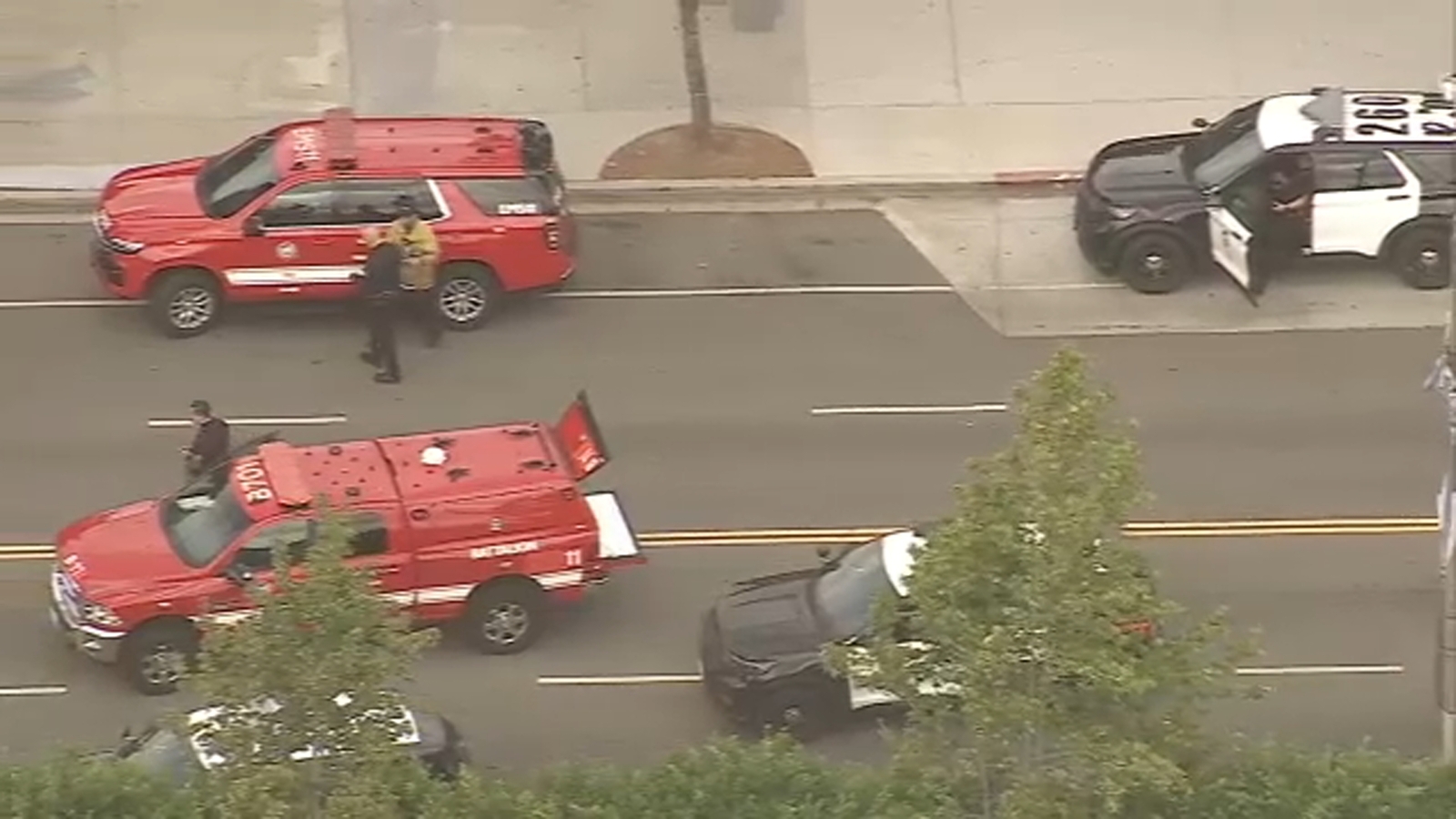 3 hospitalized in unknown condition after being shot in Pico-Union, LAPD says 3 hospitalized in unknown condition after being shot in Pico-Union, LAPD says
