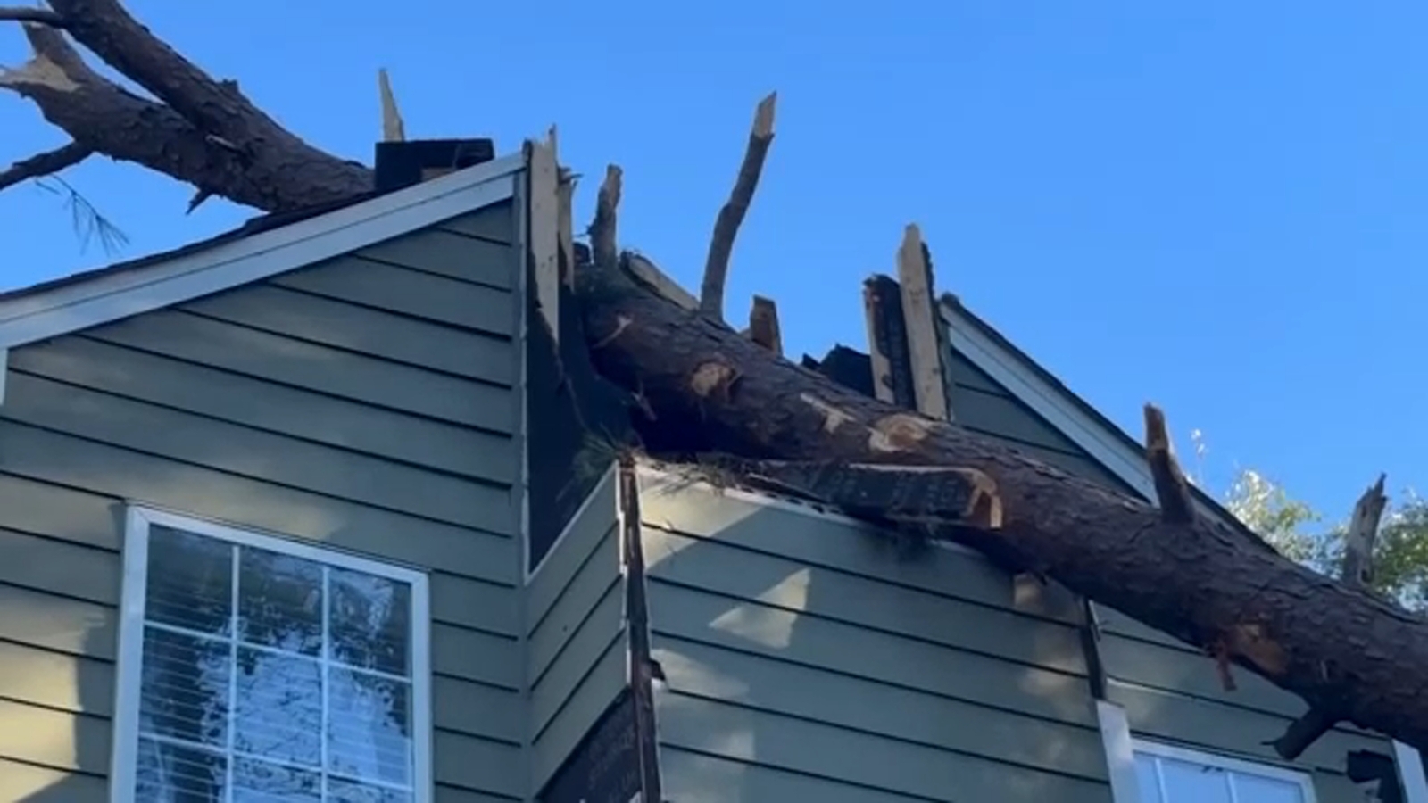 Storm cleanup continues after storm leaves trail of damage in north Raleigh, Wake County