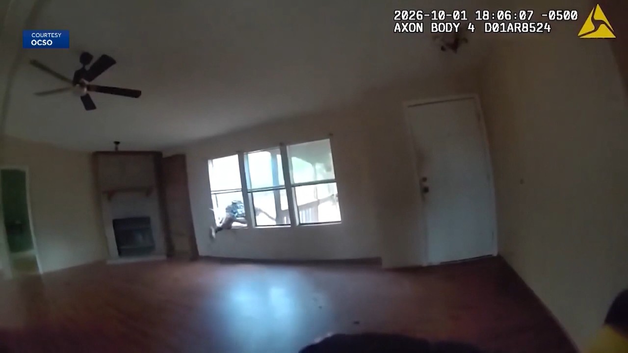 Suspect in Oklahoma jumps out of window to evade deputy