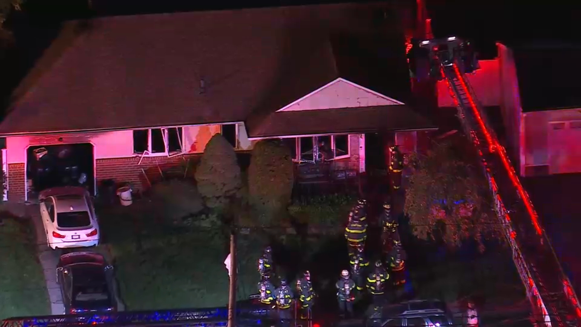 1 person hurt in 2-alarm fire in Hicksville
