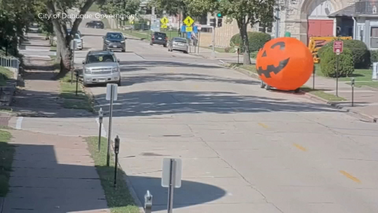 Runaway pumpkins prompt urge to batten down Halloween decorations