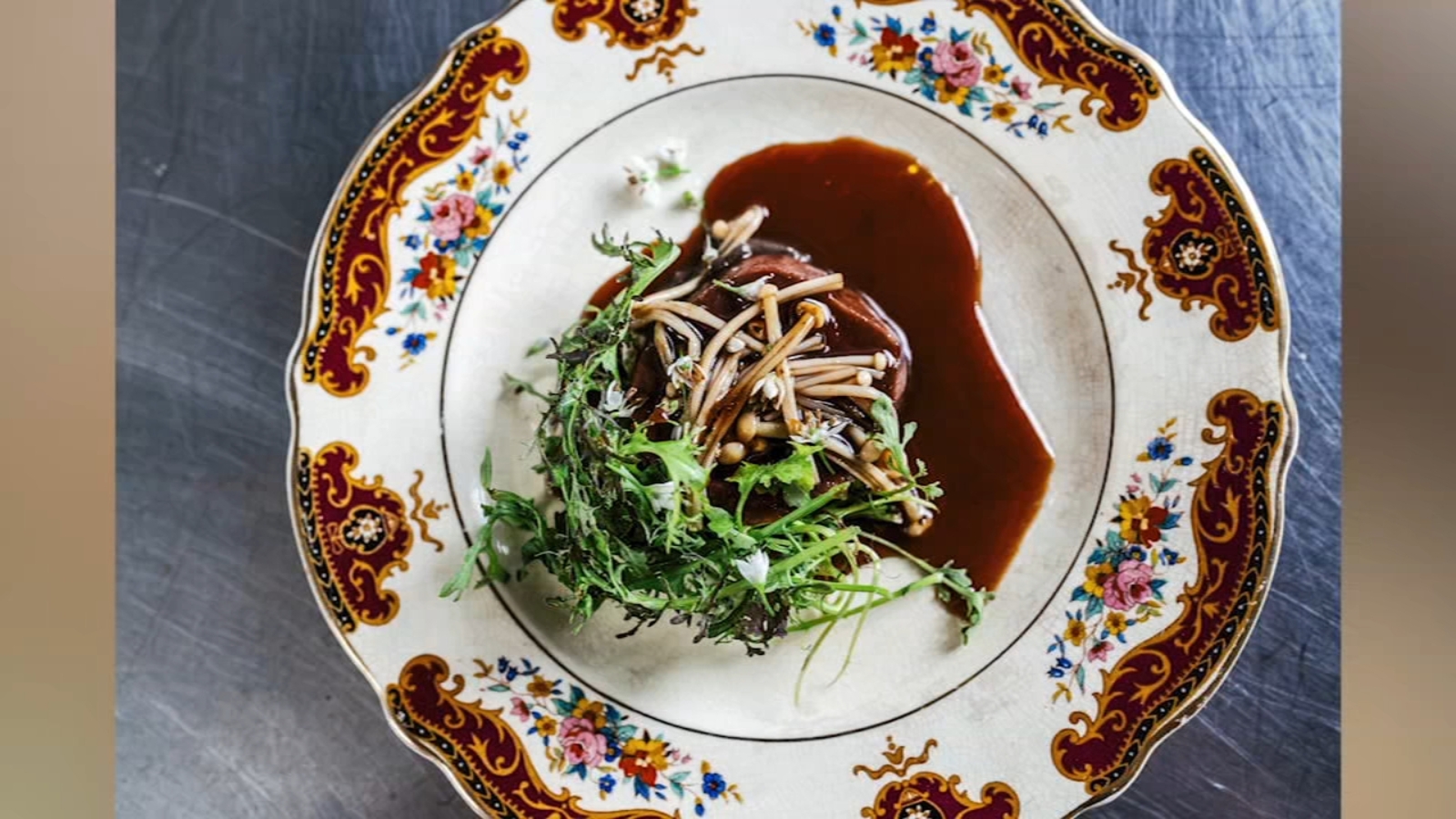 Chef-driven dining platform 'The Lineup' expands to Chicago
      