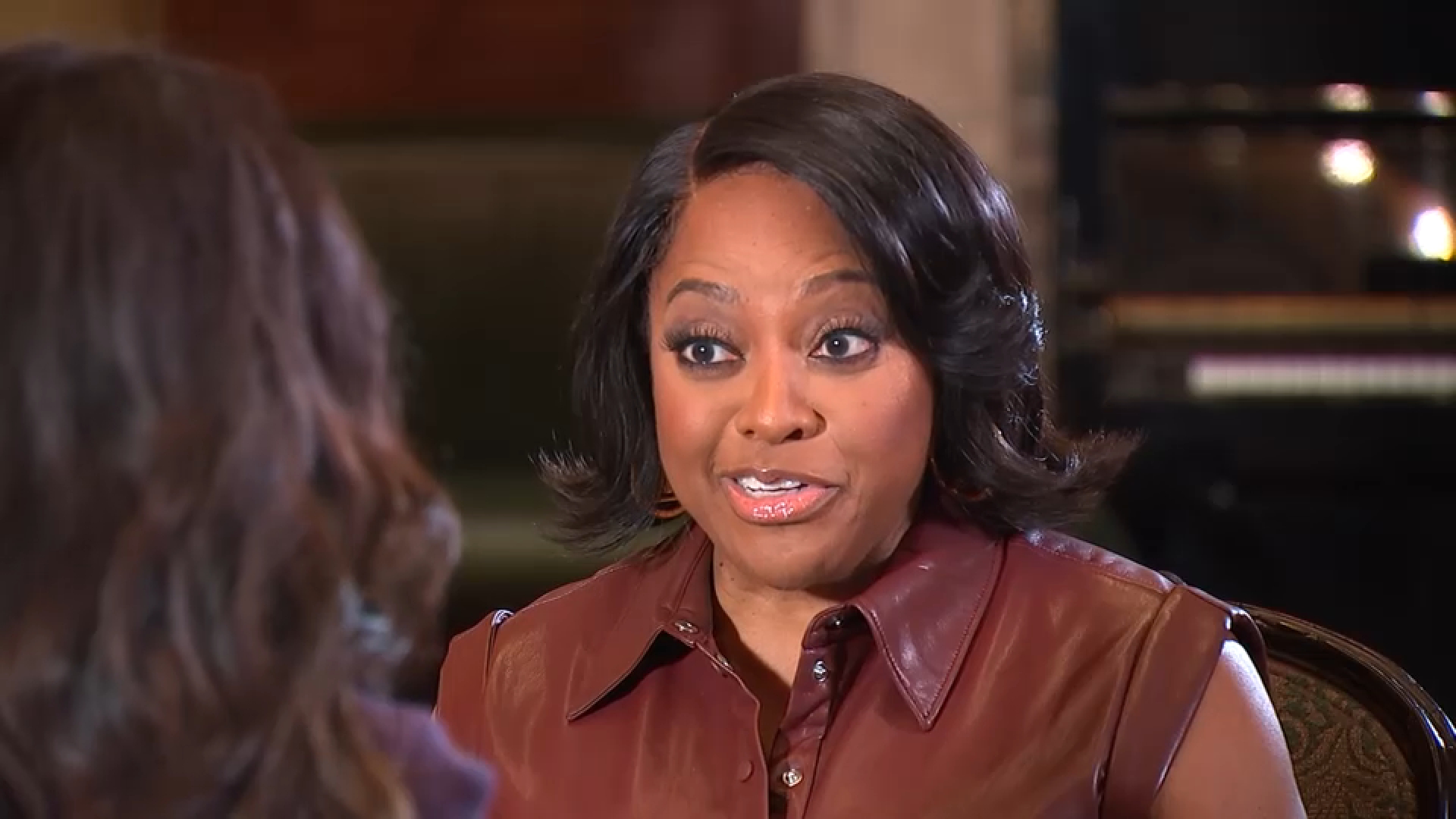 Sherri Shepherd makes Broadway history playing Genie in 'Aladdin'