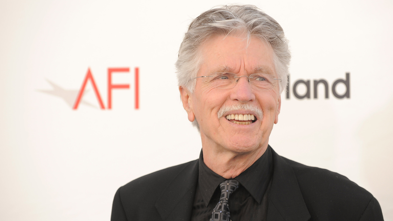 Tom Skerritt, actor known for 'Top Gun,' 'River Runs Through It' and 'Picket Fences,' dies at 93