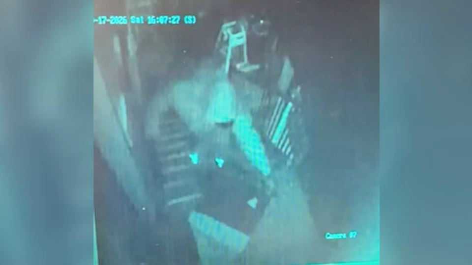 Burglar steals safe, cash from Jersey City eateries