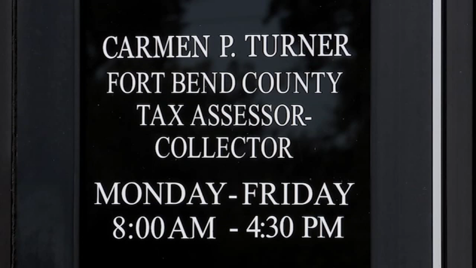 Fort Bend tax assessor-collector charged in alleged payroll fraud scheme, DOJ says