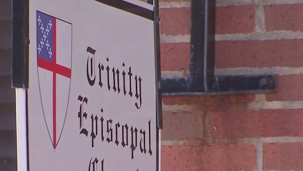 Family suing Galveston private school for racism and bullying