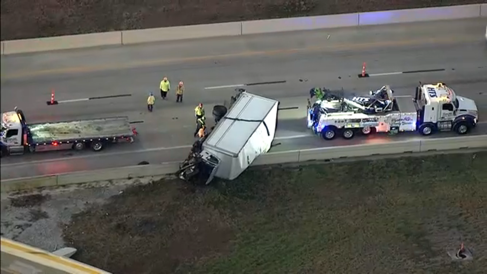 13 Alert Traffic: SkyEye13 shows overturned big rig slowing down traffic on East Freeway WB at I-69