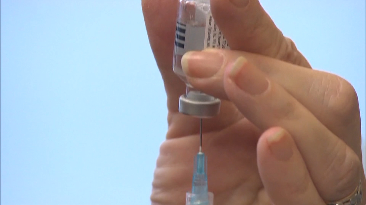 Novel mRNA cancer vaccine helps reduce chances of melanoma patients' tumors returning