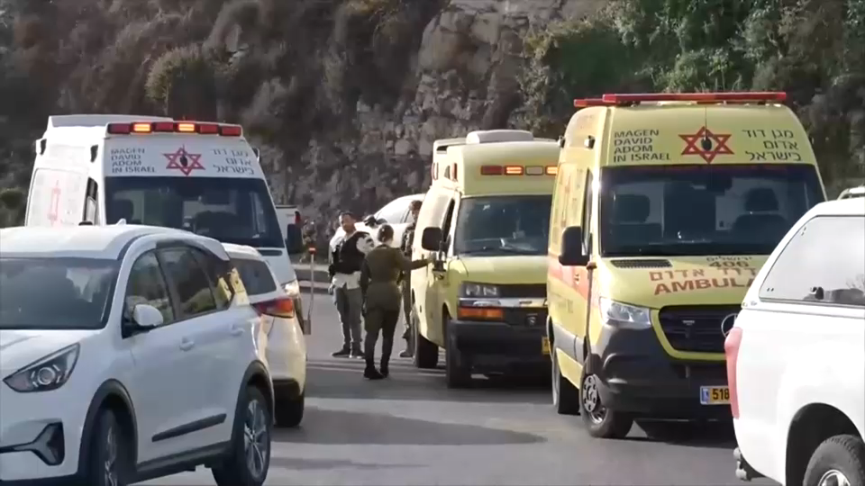 Netanyahu closes West Bank after thwarted potential 'major attack'