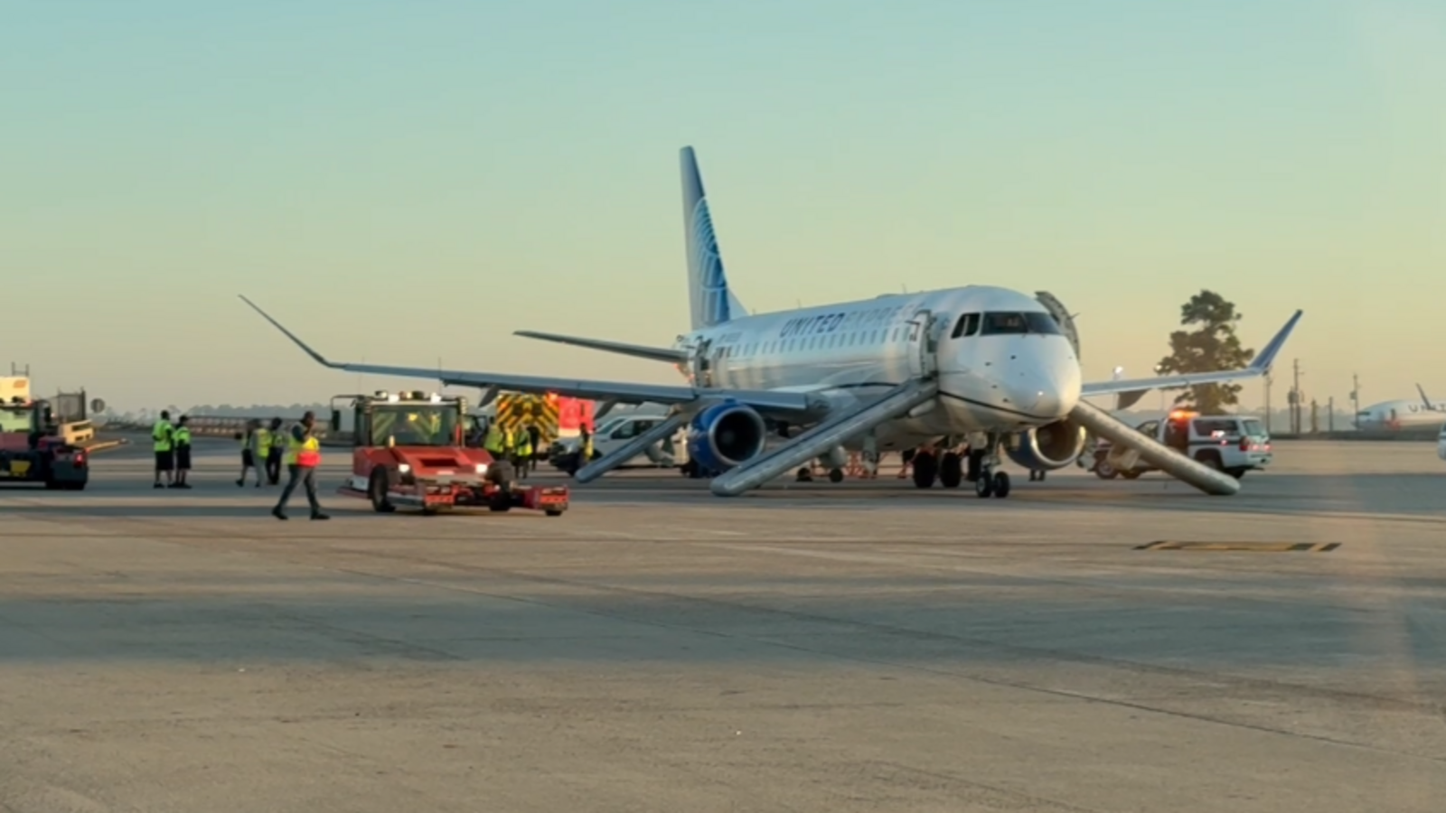 Flight set to depart from Houston evacuated after smoke detected in cabin, airline says