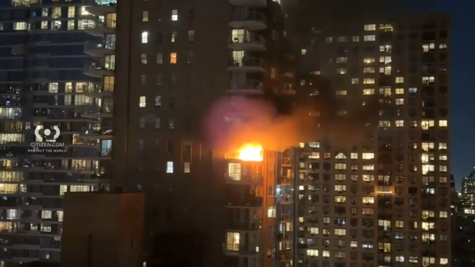 Manhayyan High Rise 2 firefighters injured in fire on Upper East Side high rise balcony ...