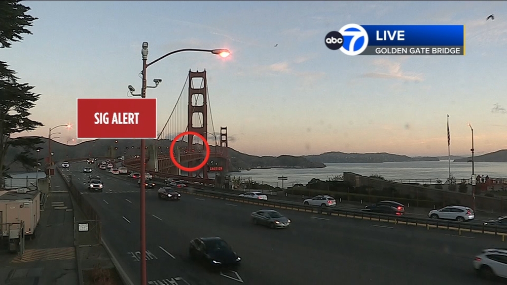 Northbound Golden Gate Bridge reopens after 2-vehicle crash