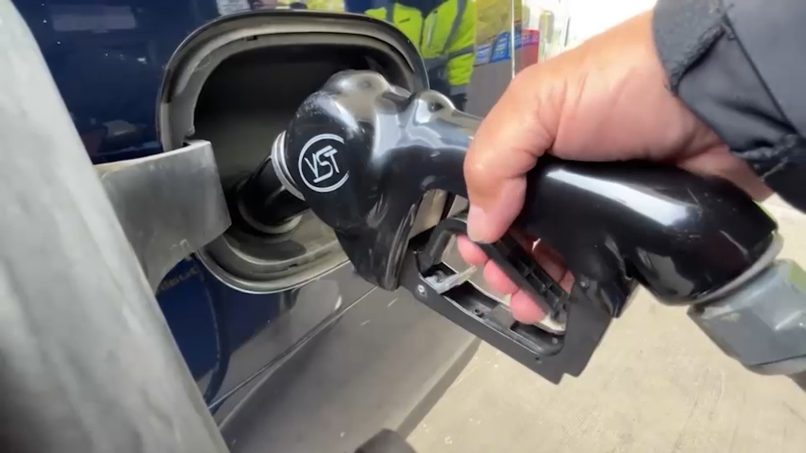 Gas prices remain high as AAA offers savings tips for drivers in the Tri-State