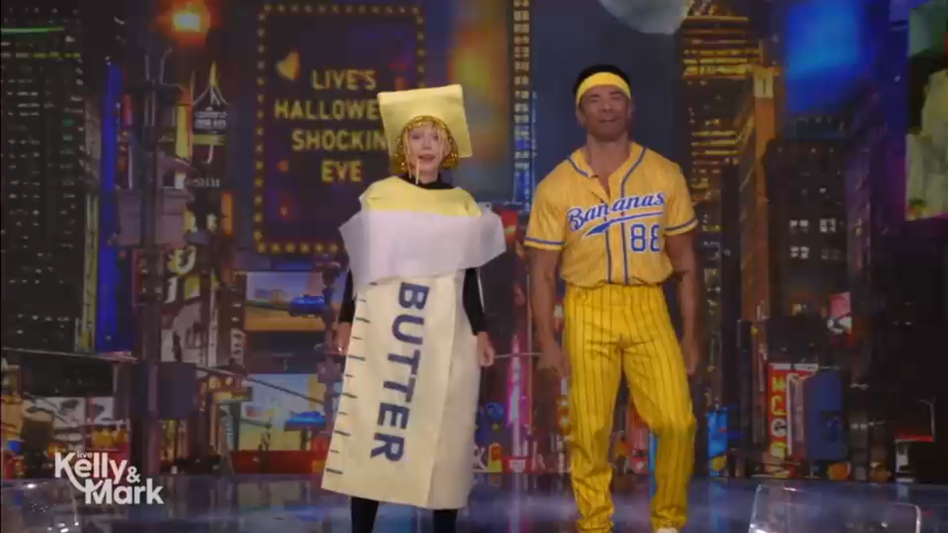 'Live with Kelly and Mark' celebrates Halloween early with highly-anticipated episode