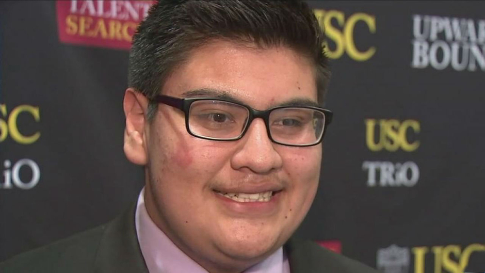 Once homeless teen gets full ride to Harvard thanks to USC program