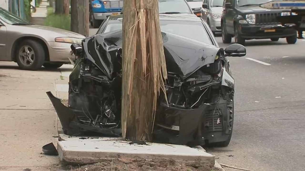 Man charged with DWI in crash