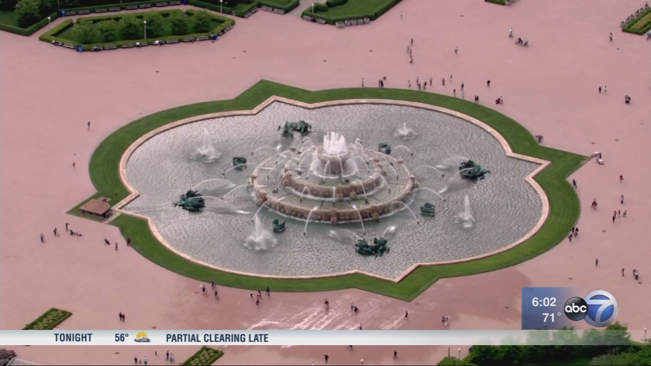 Man says he was assaulted by teens near Buckingham Fountain
