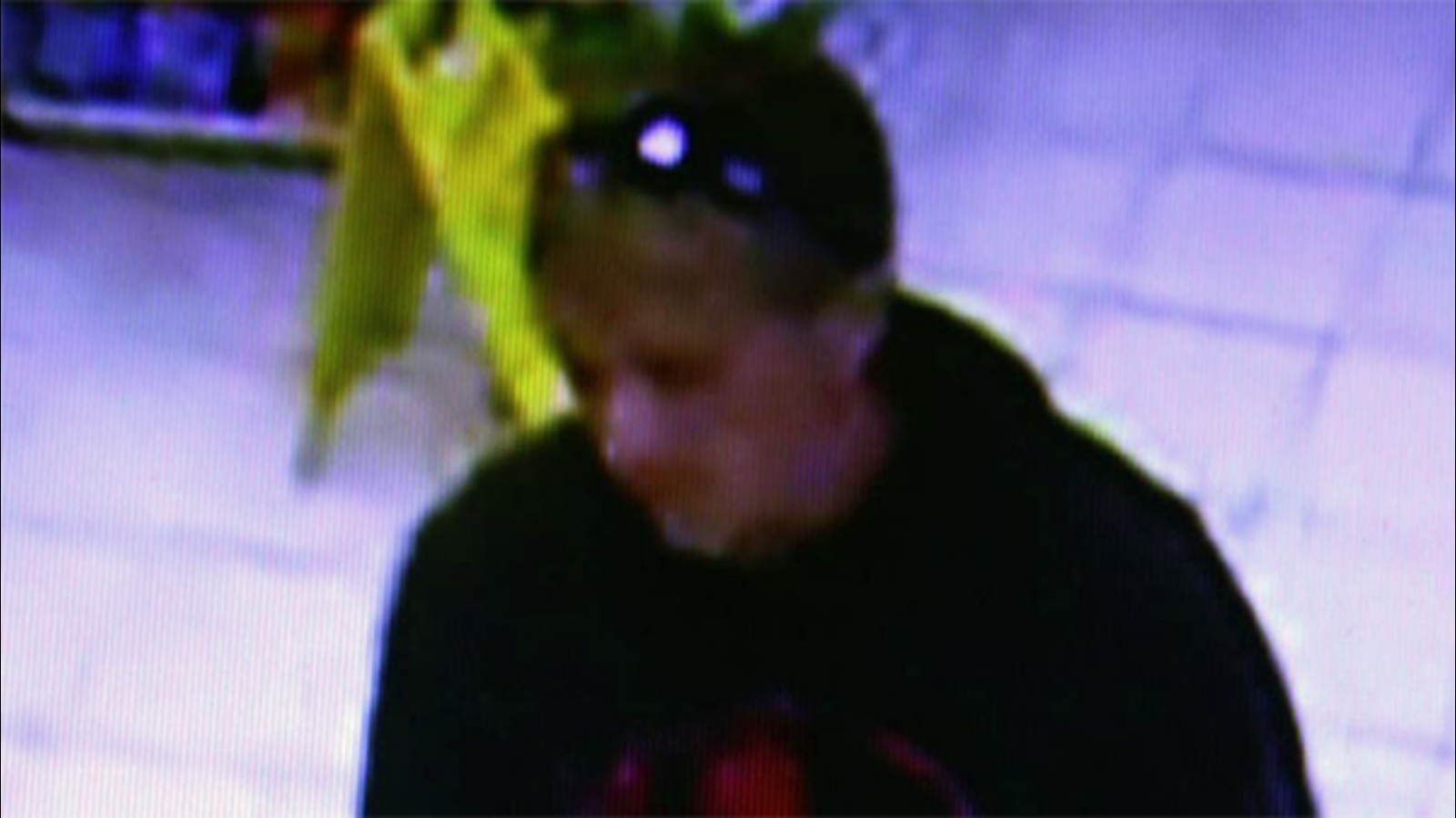 Police Man angry he can't pump own gas in New Jersey punches gas