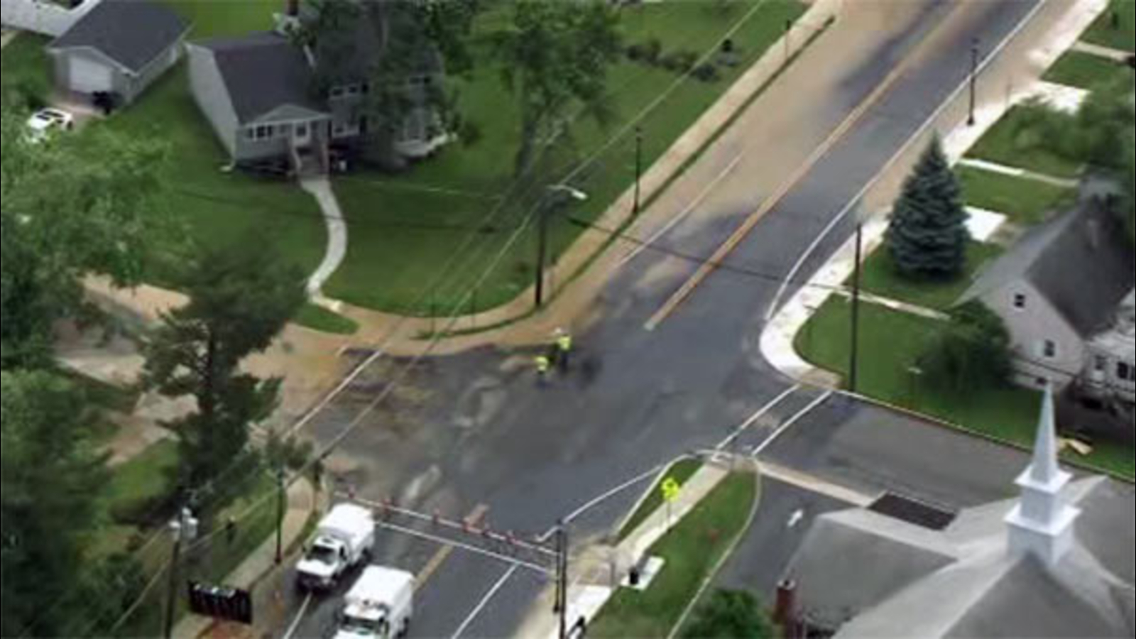 Water gushing down Barrington, NJ street after water main break 6abc