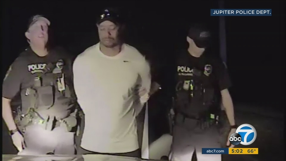 Tiger Woods' difficulty with field sobriety test shown in dashcam video