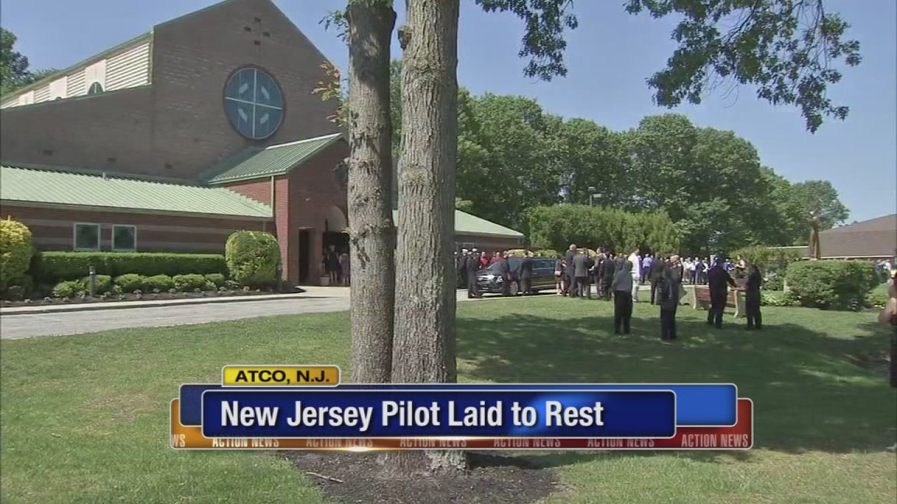 Funeral held for pilot killed in chopper crash