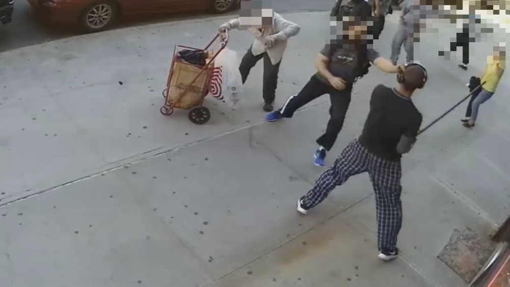 Man attacked with cane in Inwood