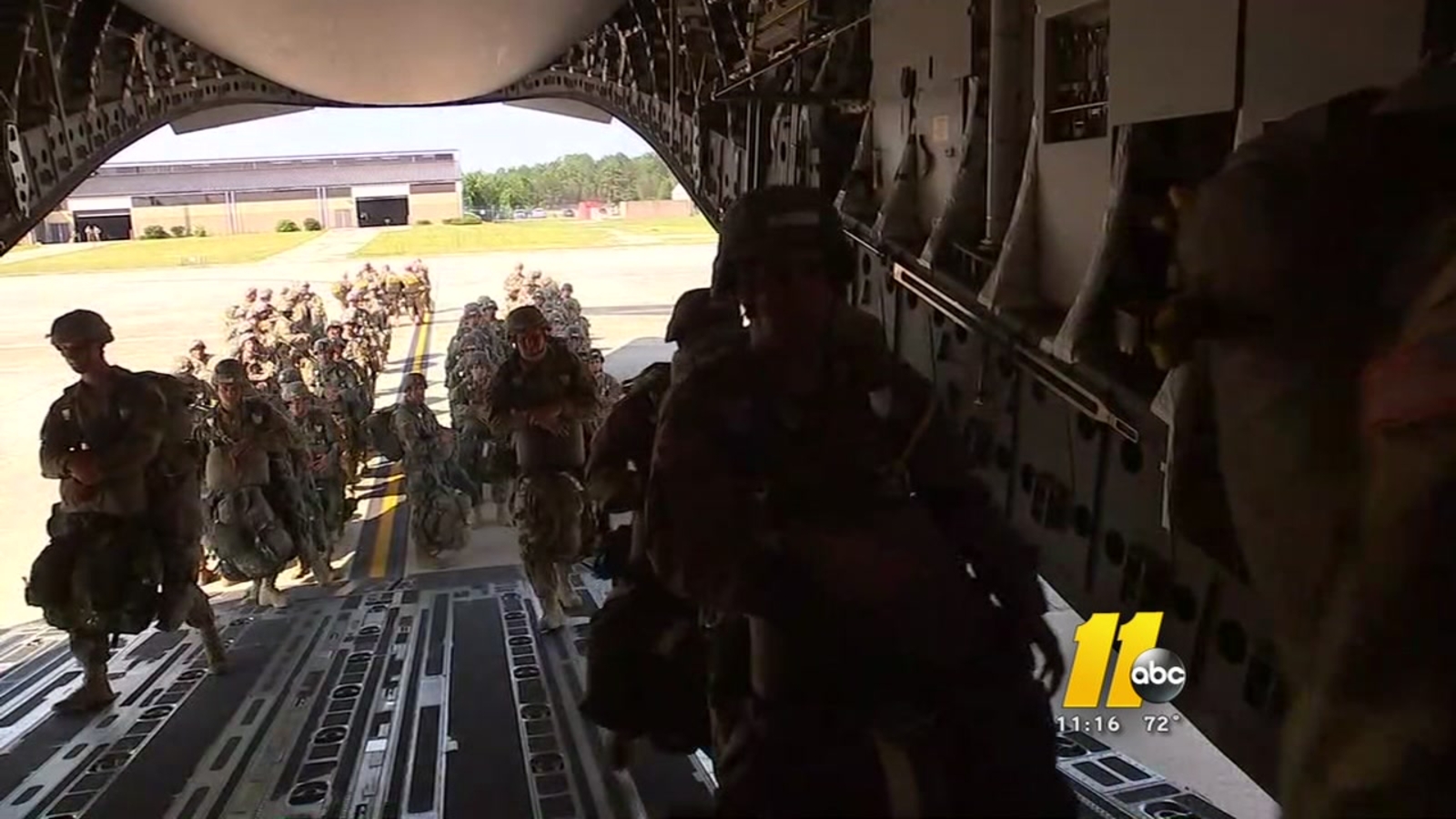 Army entices soldiers with huge reenlistment bonuses of up to 90,000